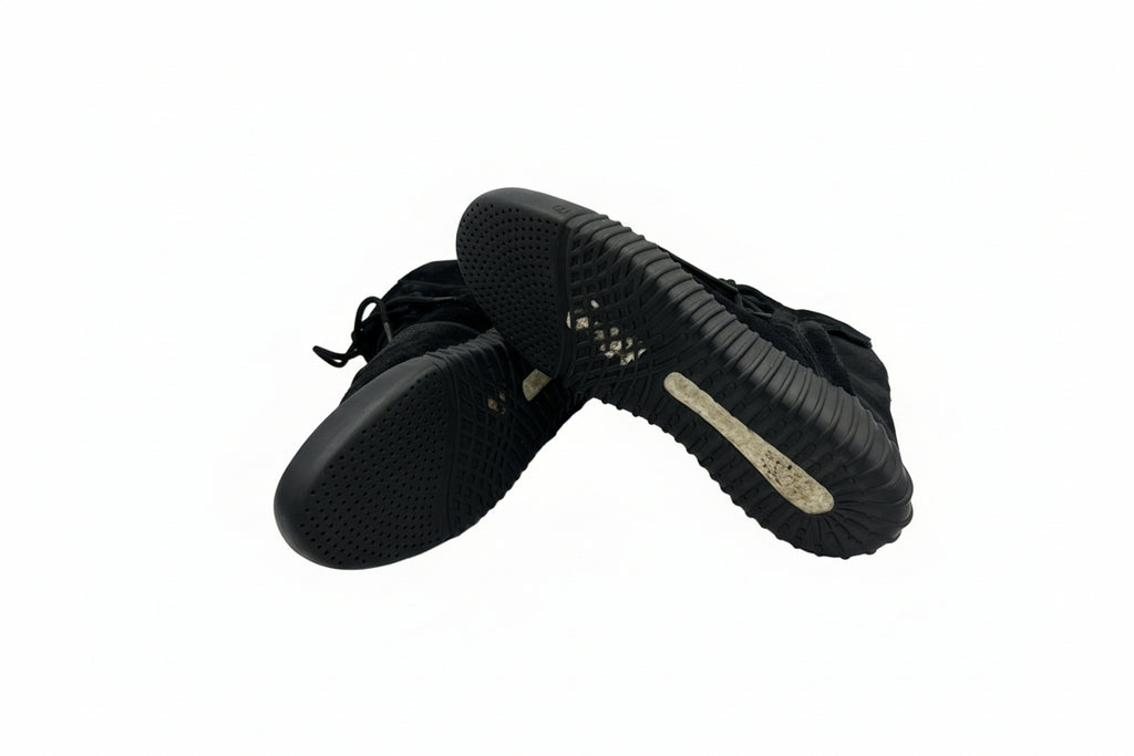 Yeezy BOOST 750 TRIPLE BLACK