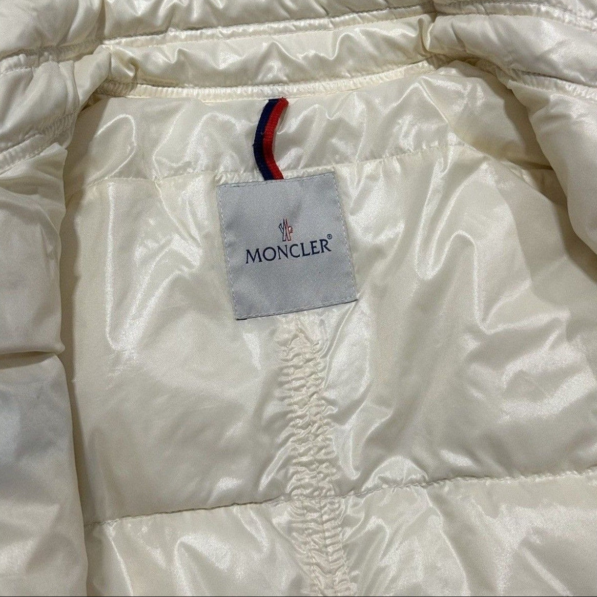Vintage Luxury Moncler Puffer 375 WEST BROADWAY 5 TH FLOOR