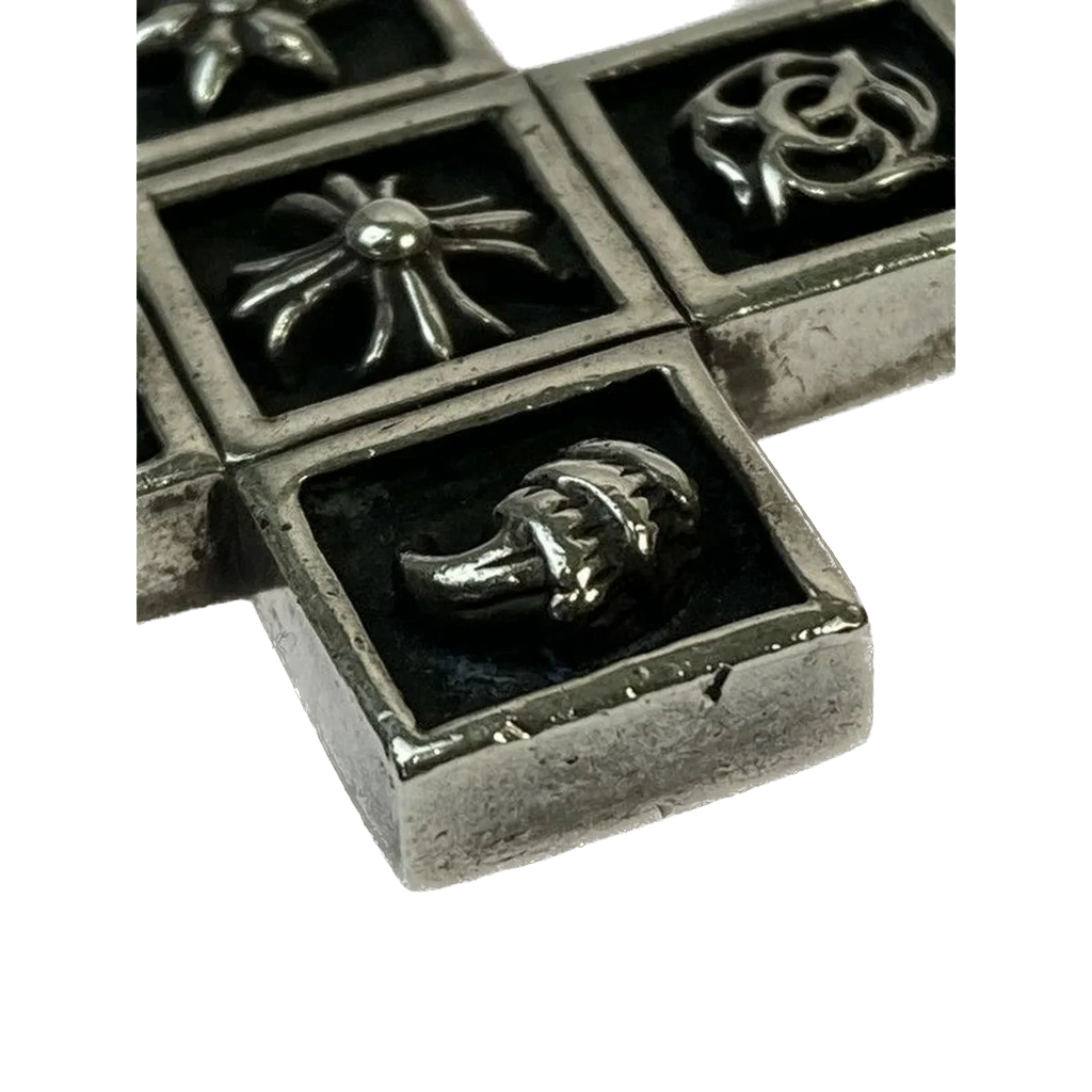 Chrome Hearts Multiframe Cross Pendant
