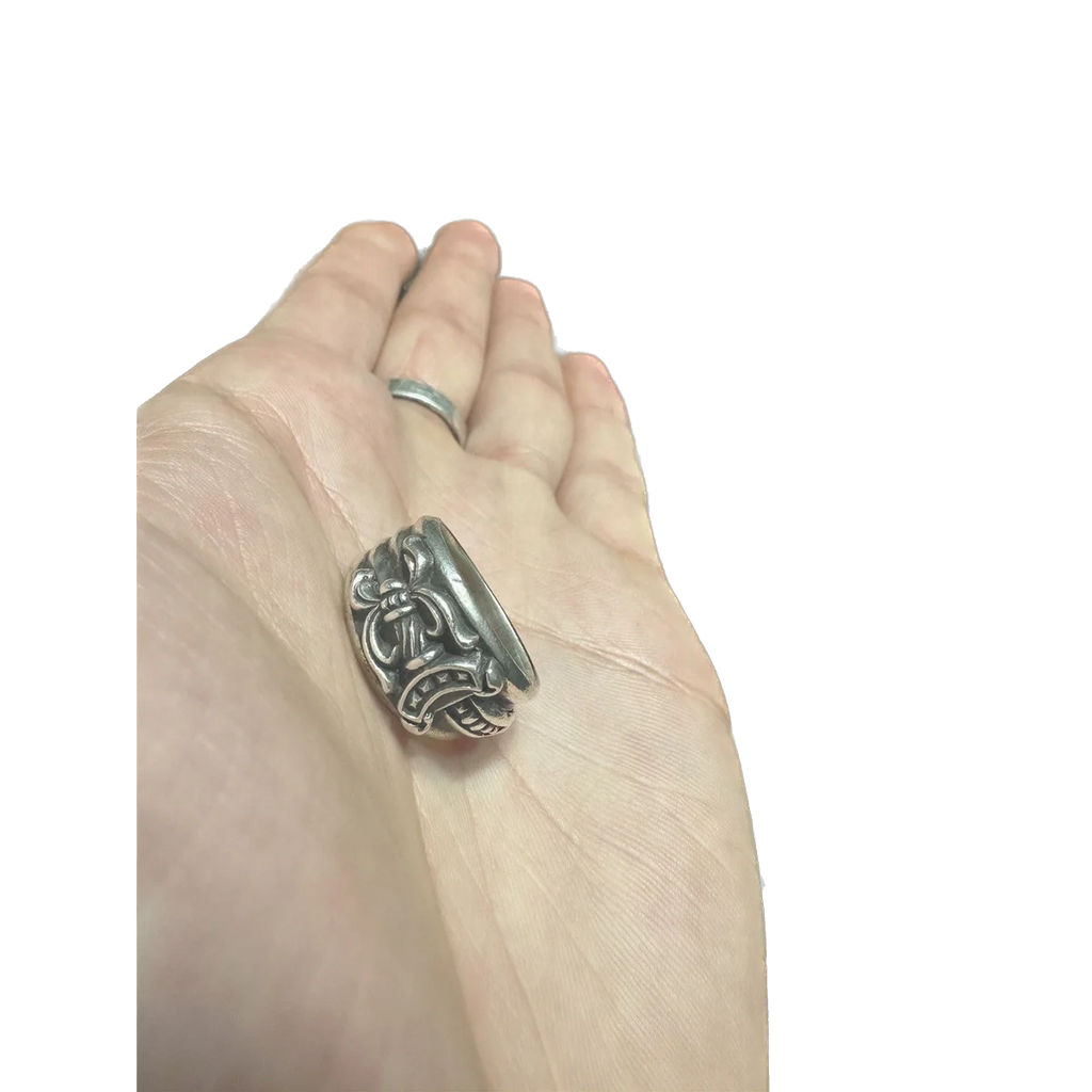 CHROME HEARTS DAGGER RING 9”