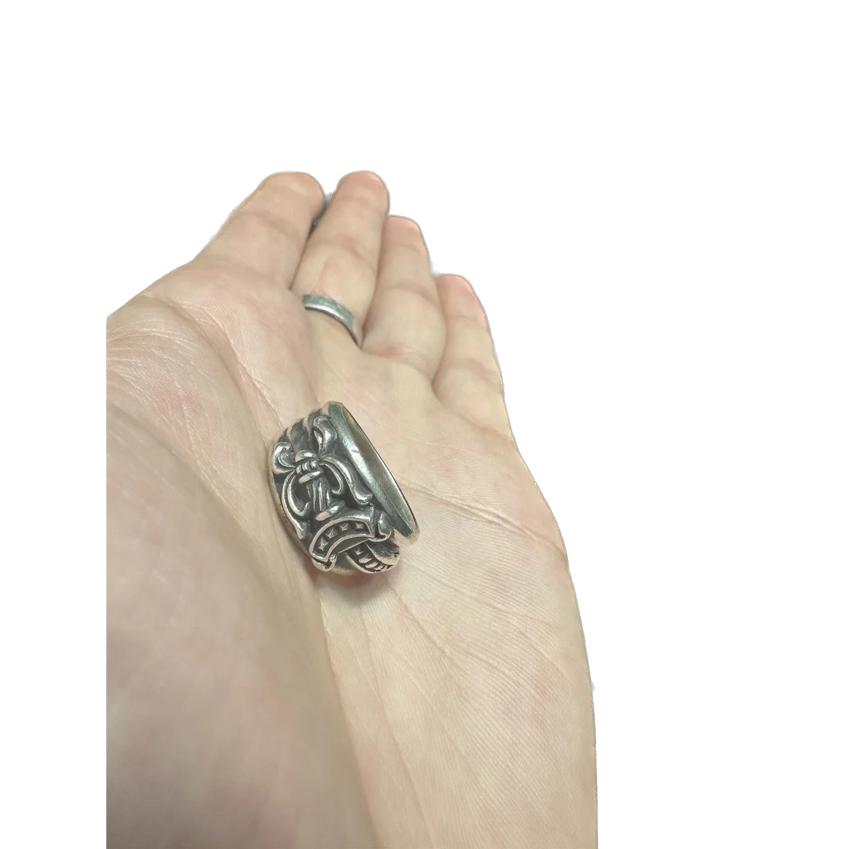 CHROME HEARTS DAGGER RING 9”