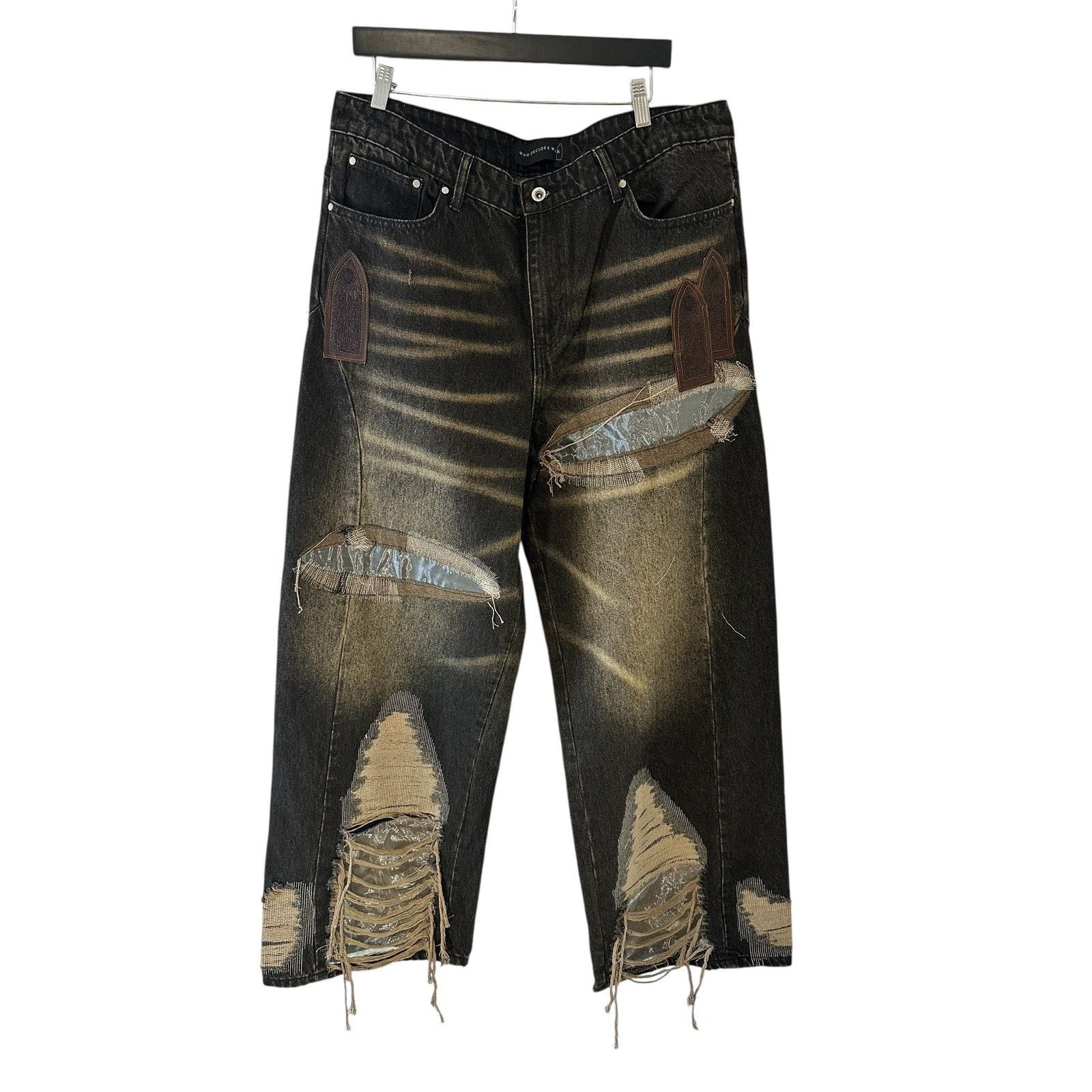 WHO DECIDES WAR DENIM