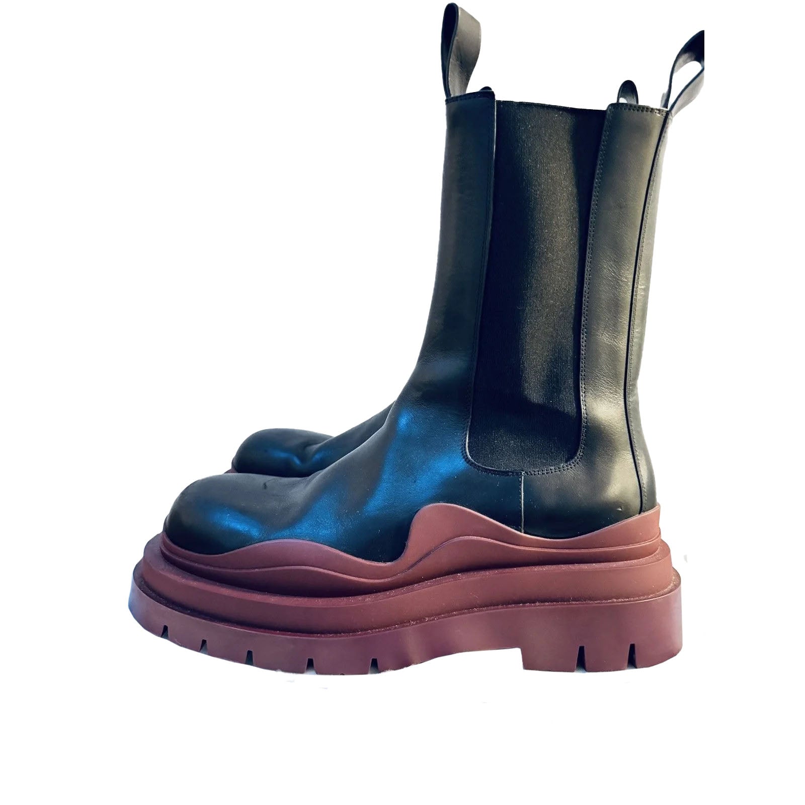 BLACK TIRE CHELSEA BOOTS