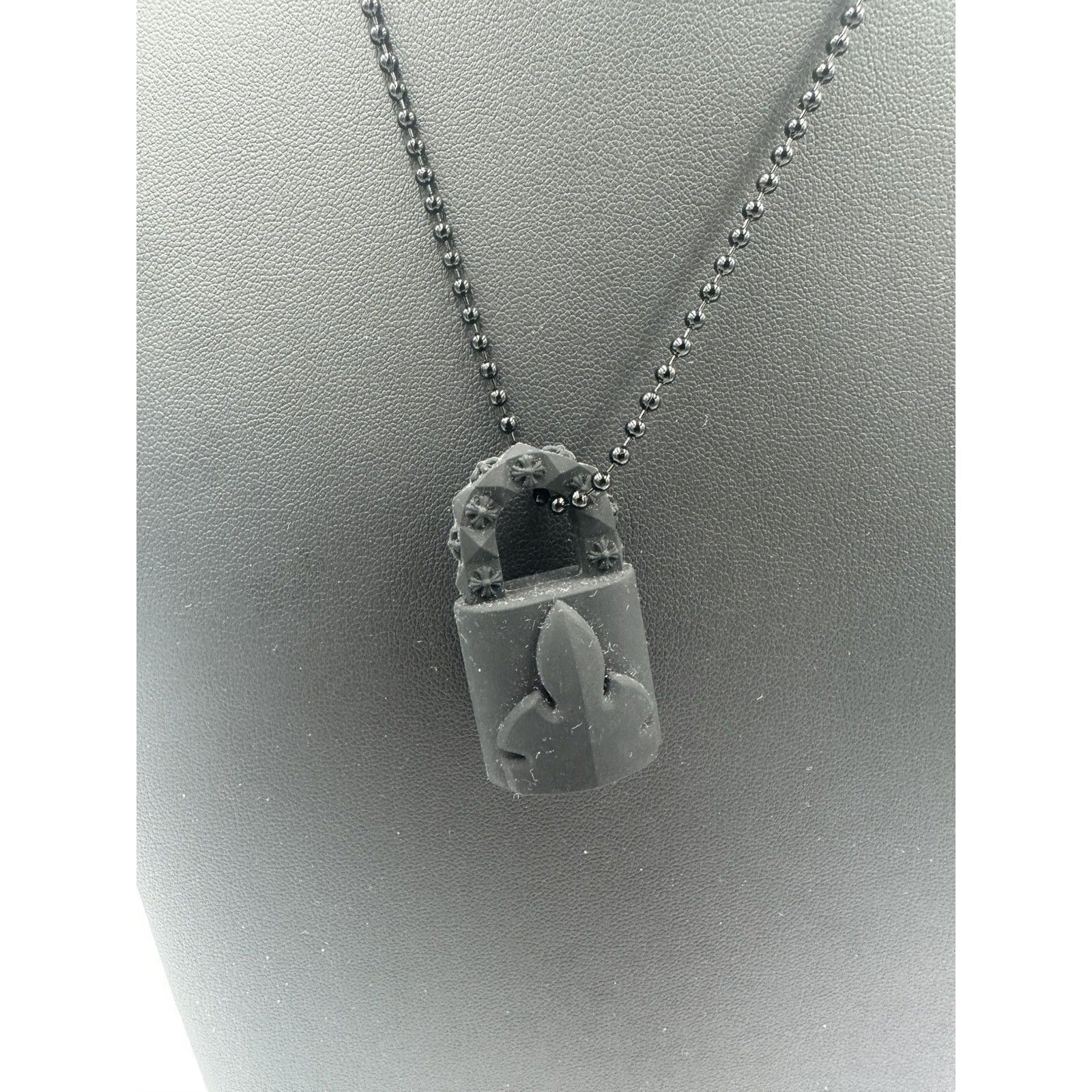 CHROME HEARTS necklace